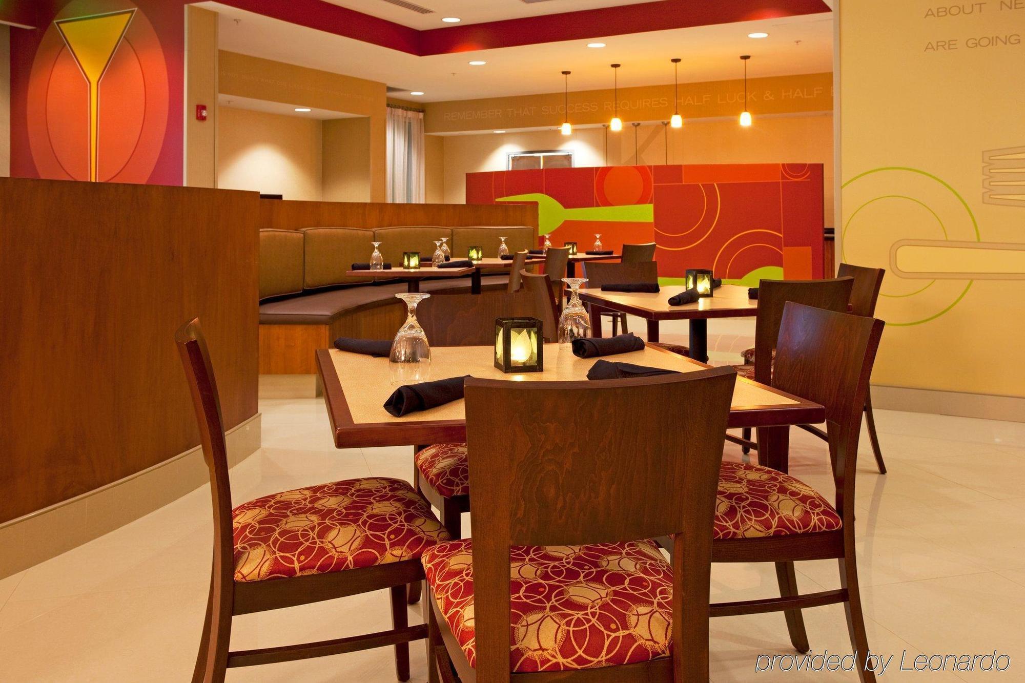 Holiday Inn Jacksonville E 295 Baymeadows, An Ihg Hotel מסעדה תמונה